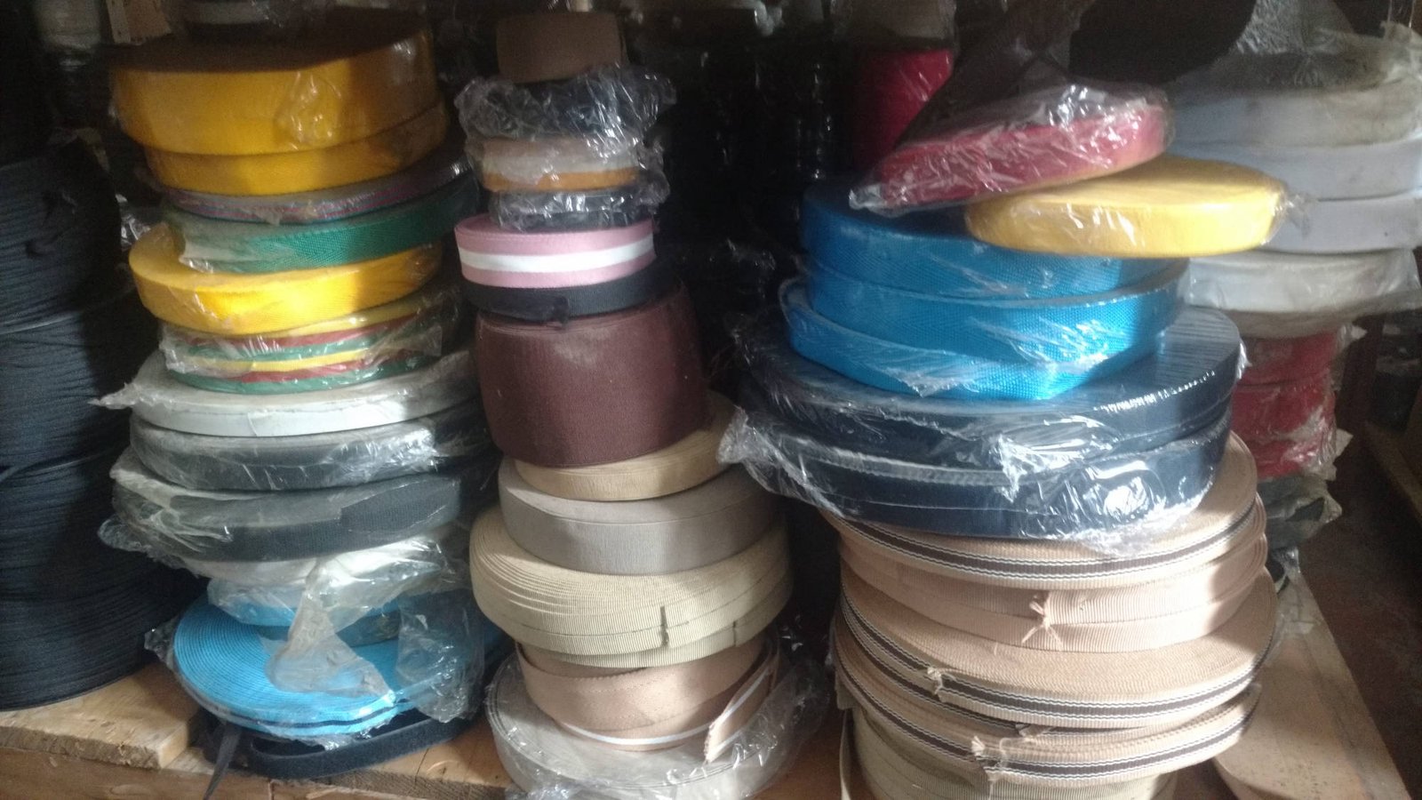 Fita sarjada e lisa em varias cores